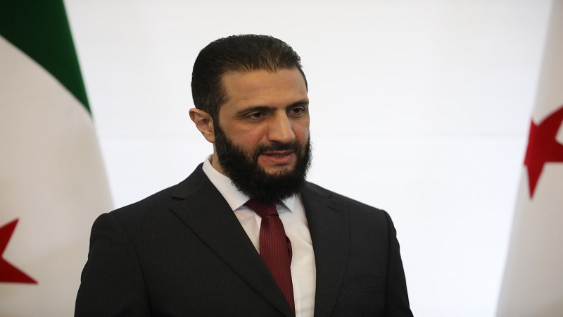 الشرع يعلنُ لـ “المجلة اليهودية” استعدادًا صريحًا لـ “شراكة” مع العدوّ الإسرائيلي الشرع يعلنُ لـ “المجلة اليهودية” استعدادًا صريحًا لـ “شراكة” مع العدوّ الإسرائيلي