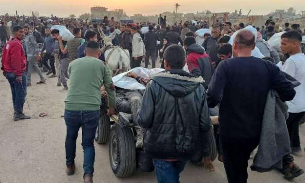 حماس: مجازر العدو بحق المجوًعين في غزة تكشف وجهه الإجرامي حماس: مجازر العدو بحق المجوًعين في غزة تكشف وجهه الإجرامي